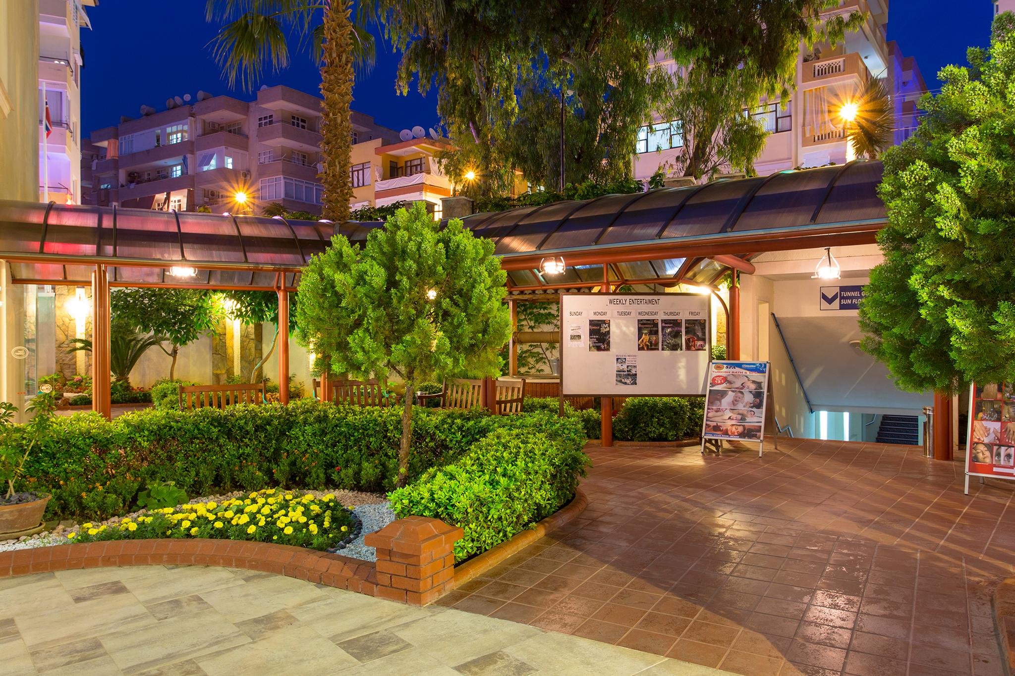 Villa Sunflower Hotel Alanya Exterior photo